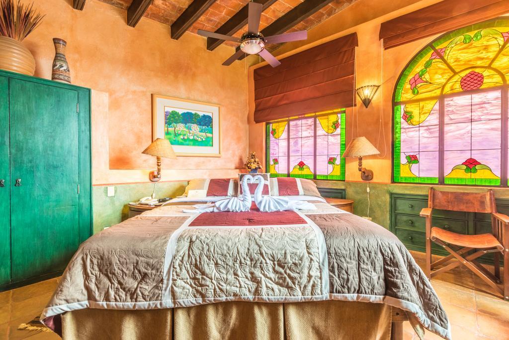 Отель Casa Puesta Del Sol Альенде Экстерьер фото