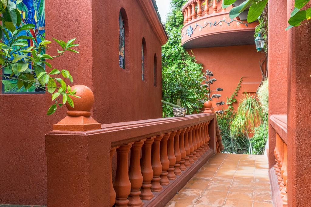Отель Casa Puesta Del Sol Альенде Экстерьер фото