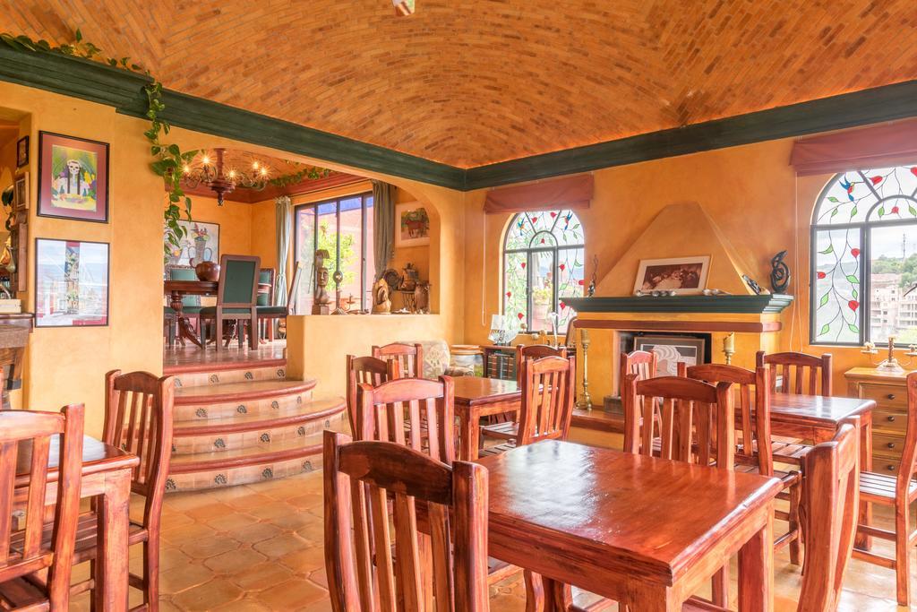 Отель Casa Puesta Del Sol Альенде Экстерьер фото