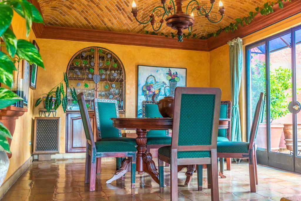 Отель Casa Puesta Del Sol Альенде Экстерьер фото